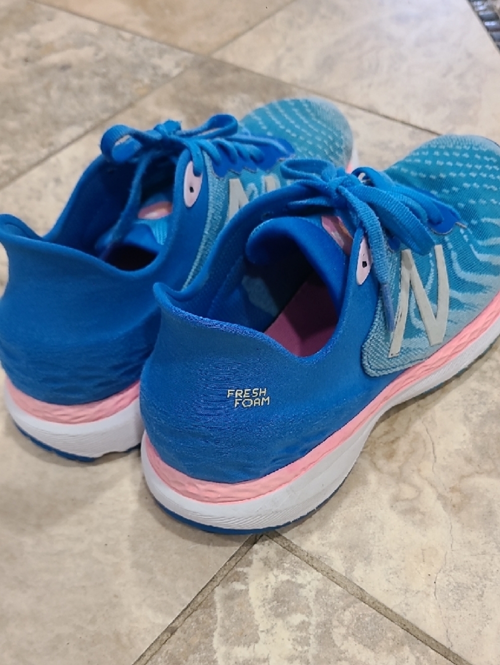 New Balance Blue and Pink Women's Running Shoes - Picture 5 of 10